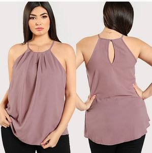 📦🌸🌺🌸 Beautiful plus size tank!